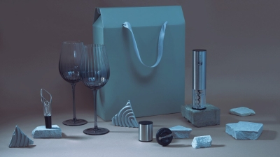 Объединяя традиции: подборка подарков для него и для неё