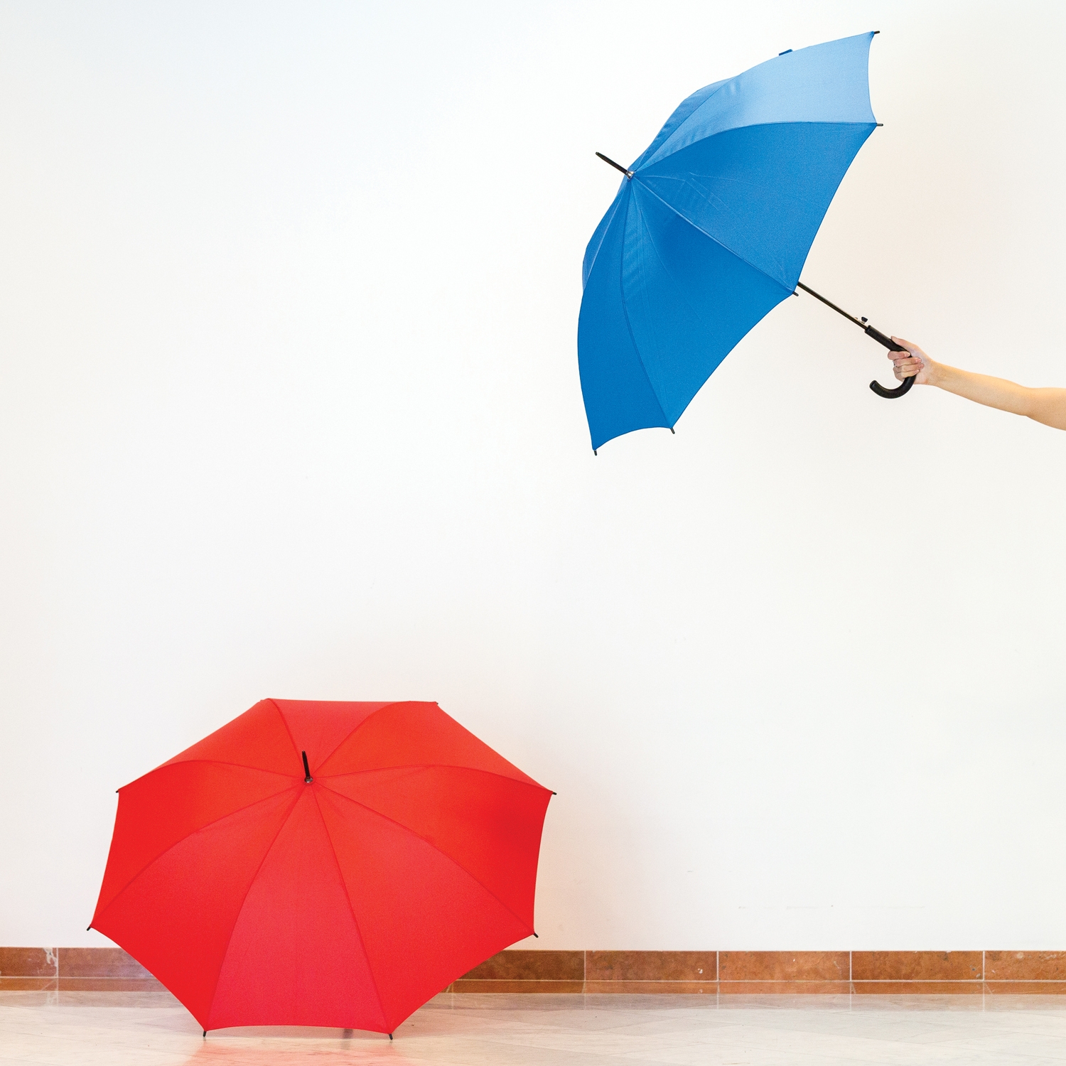 Зонт-трость полуавтомат, d115 см, синий, полиэстер; стекловолокно