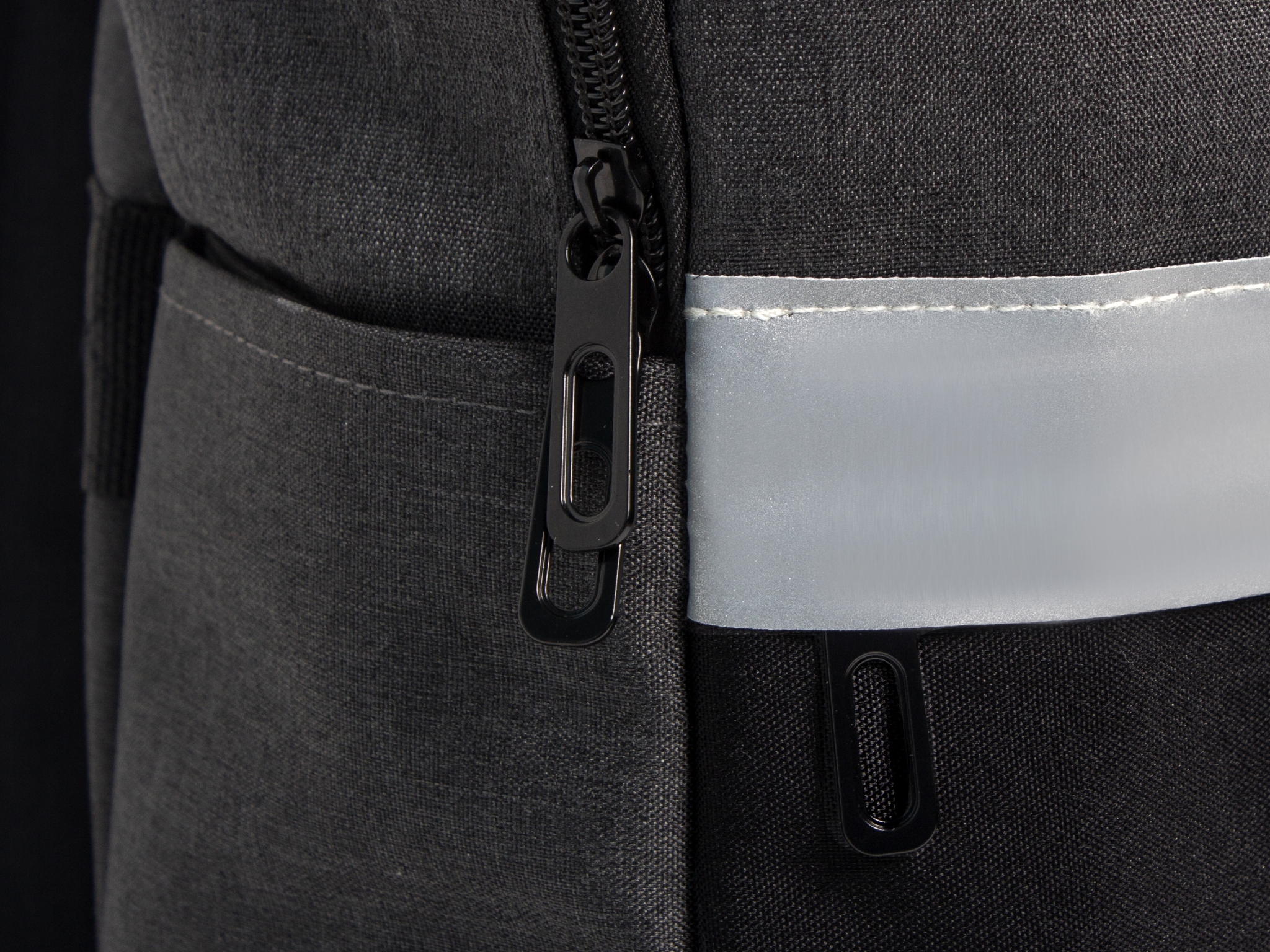 Рюкзак «Merit» со светоотражающей полосой, черный, серый, полиэстер
