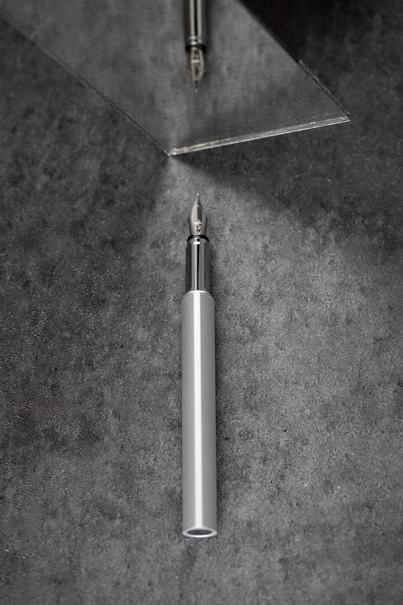 Перьевая ручка Pininfarina PF One SILVER, #c0c0c0, алюминий, сталь