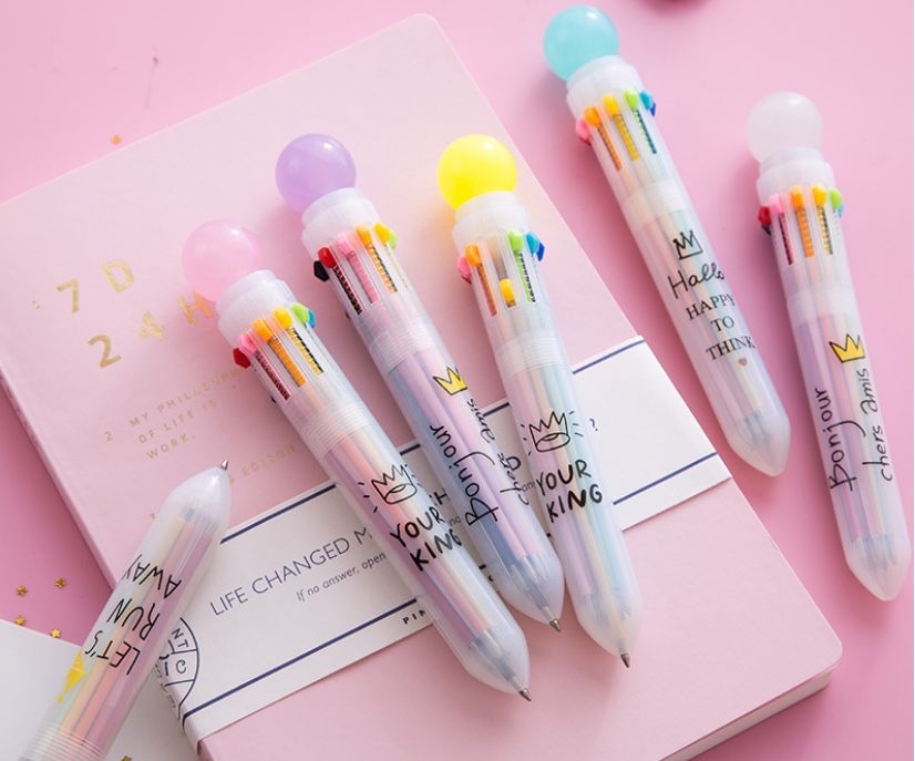 Многоцветные ручки с индивидуальным ПВХ навершием, пластик