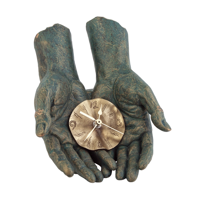 Скульптура "Время в твоих руках", зеленый с золотом, камень