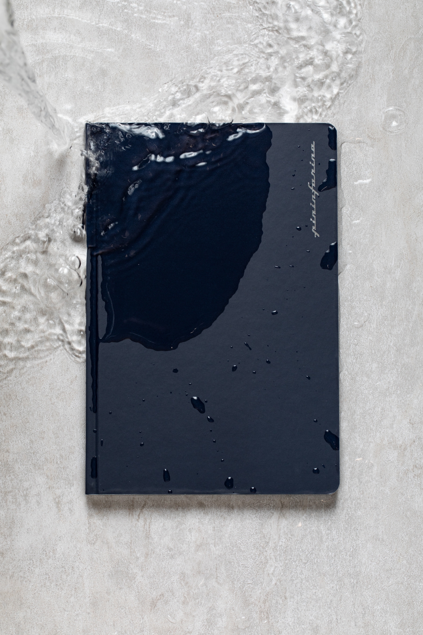Тетрадь Pininfarina Stone Paper черная 14х21см каменная бумага, 64 листа, точки, #000000, каменная бумага