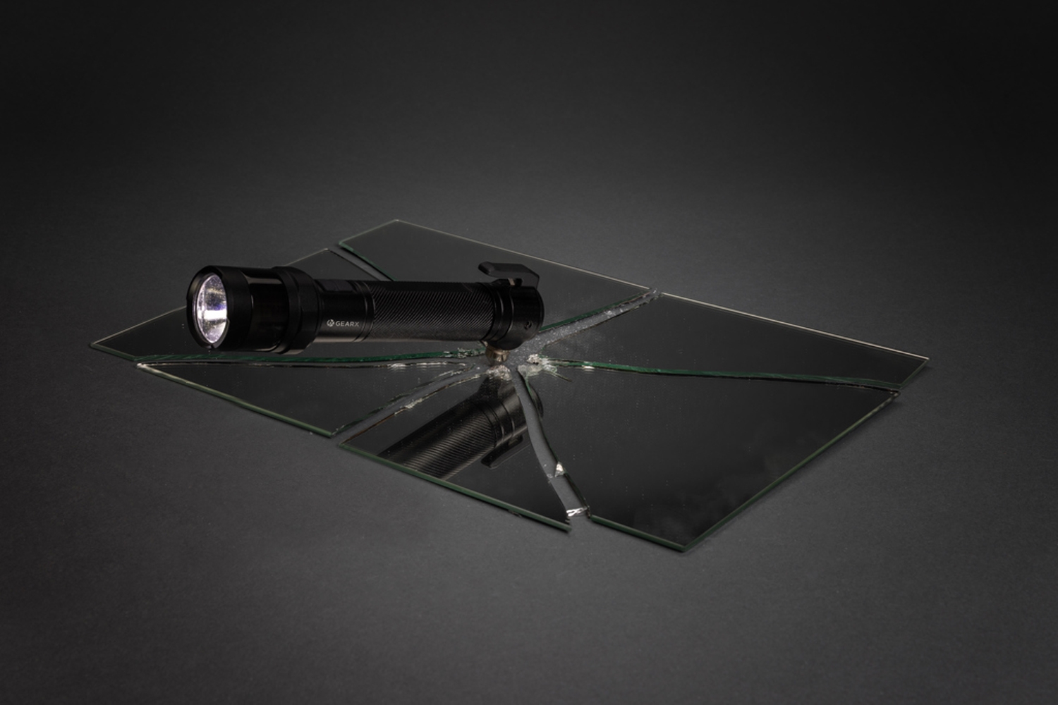 Фонарь Gear X с дополнительными функциями IPx4 из переработанных алюминия и пластика RCS, LED