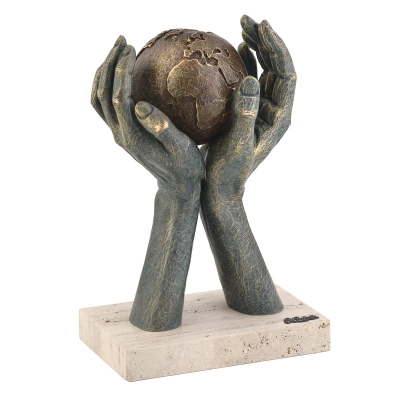 Скульптура "Мир в твоих руках", бронзовый, камень