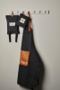 Фартук VINGA Asado черный, оранжевый, пластик, хлопок