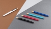 Ручка шариковая "Matt" из переработанного алюминия и пластика, с кнопкой из бамбука, белый, алюминий